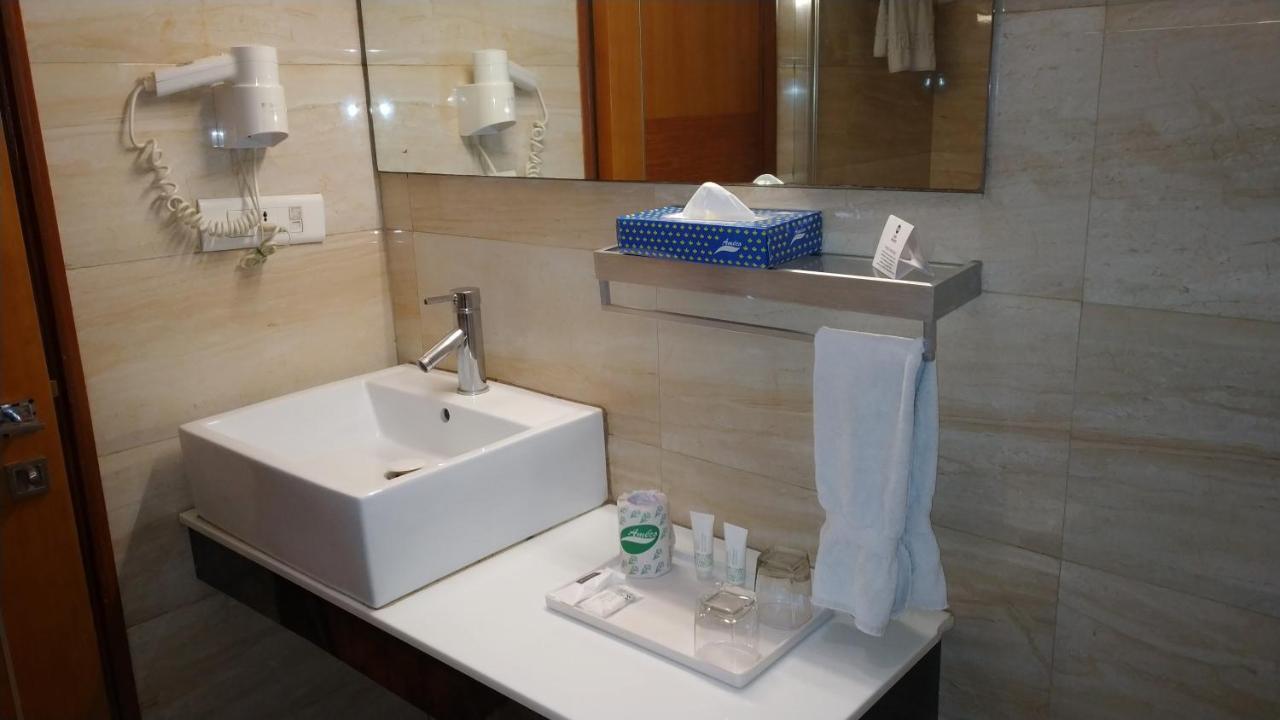 Best Western Ashoka Haiderabad Buitenkant foto